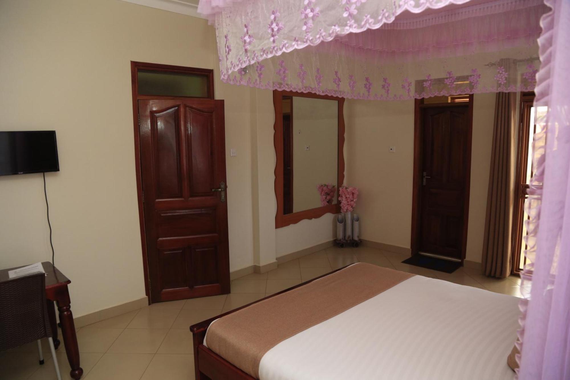 Jatheo Hotel Rwentondo Mbarara Exterior photo